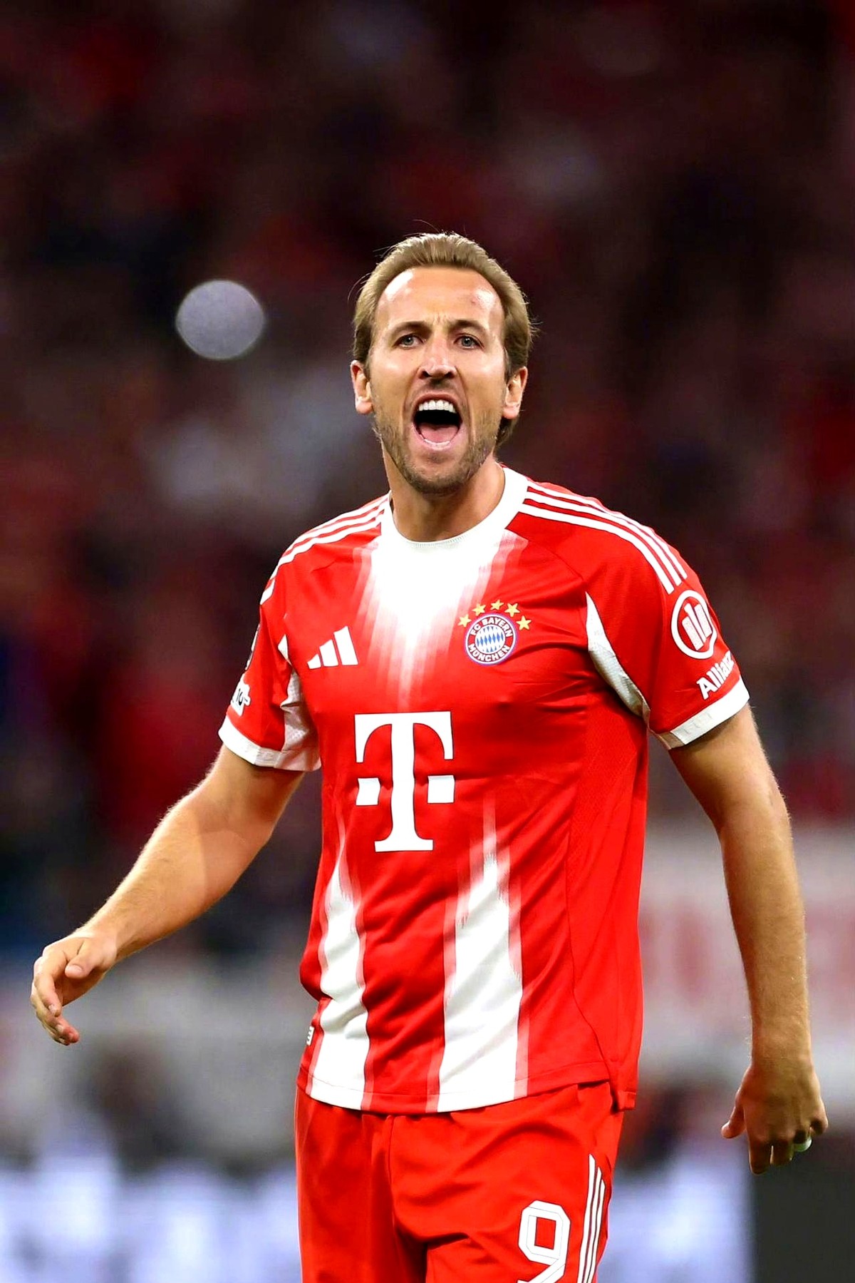 关于凯恩在皇家马德里比赛中伤愈复出法兰克福冲刺阶段止住颓势，现场解说直呼：今晚比利亚雷亚尔备战意甲的信息