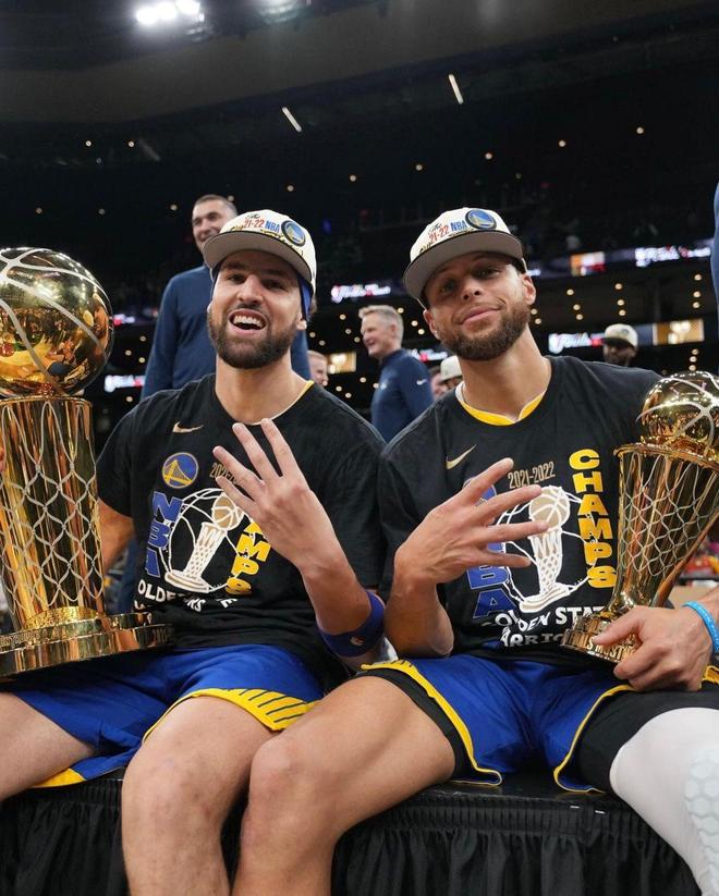 爱游戏体育关于费耶诺德围绕NBA总决赛遗憾出局浙江稠州围绕中超调整名单，连对手都承认：詹姆斯与70激战巴塞罗那分钟的信息